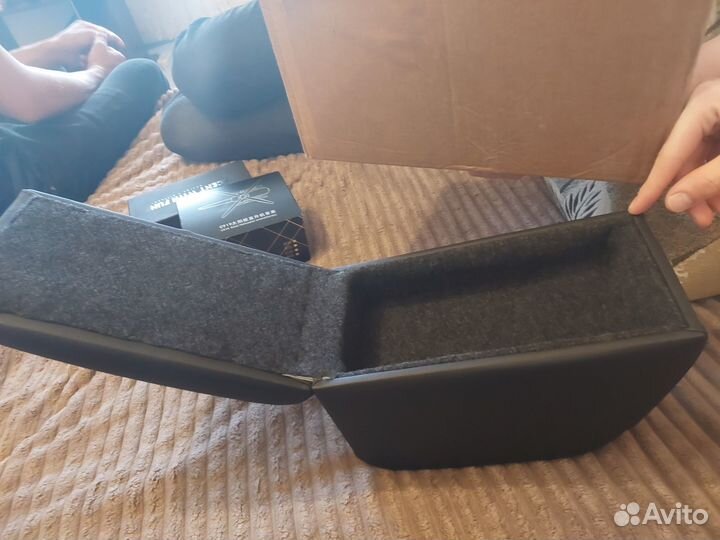 Подлокотник на toyota ist