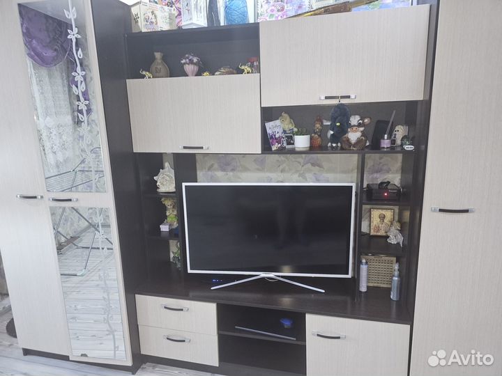 Стенка в гостиную