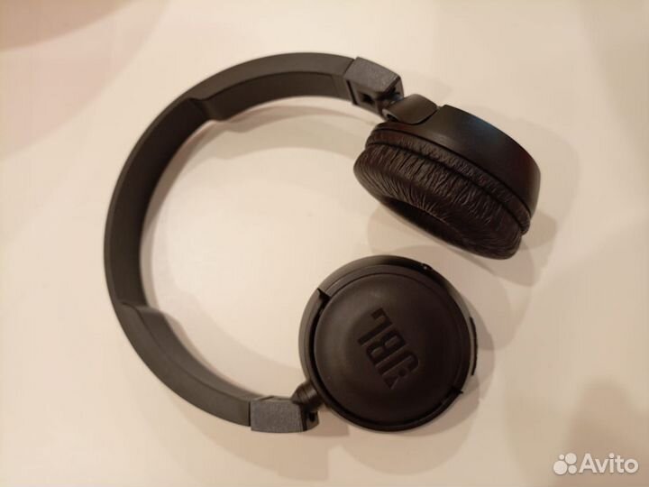 Беспроводные наушники