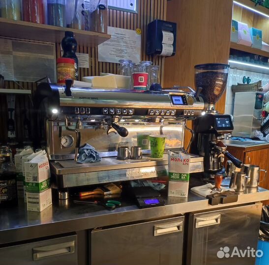 Кофемашина Nuova Simonelli Aurelia Wave 2GrV новая