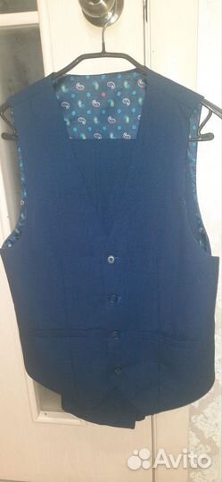 Костюм классический мужской тройка, кожаная куртка