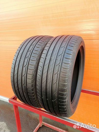 Bridgestone Turanza T001 215/50 R18 90W