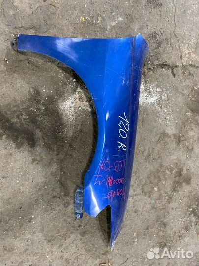 Крыло переднее правое Honda Accord VII