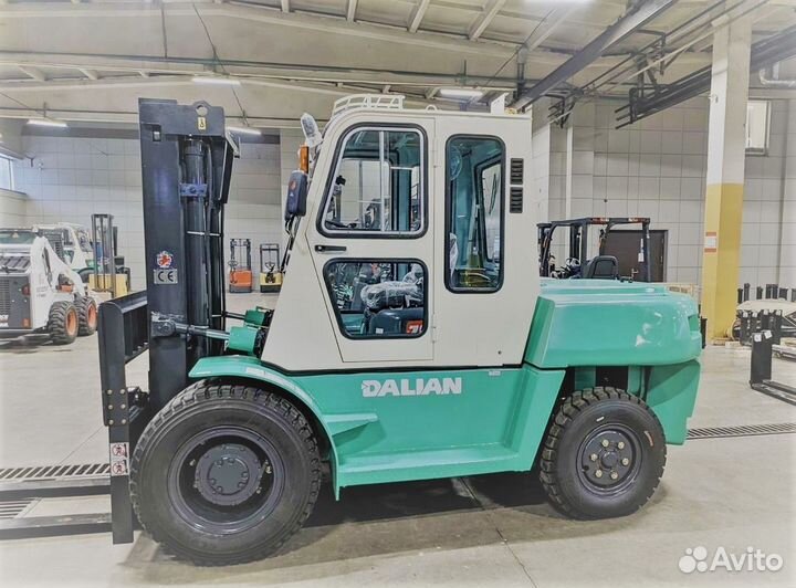 Вилочный погрузчик Dalian CPCD70AD, 2023