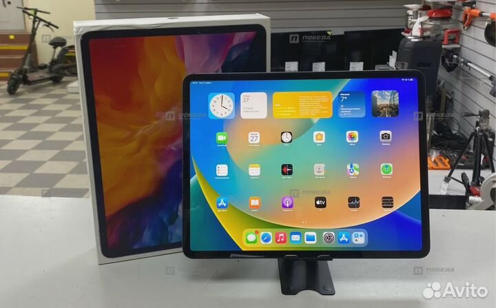 Планшет Apple iPad Pro 12.9 (2020) 128Gb Wi-Fi + C
