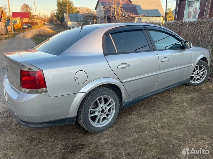 Opel Vectra 1.8 МТ, 2003, 250 000 км