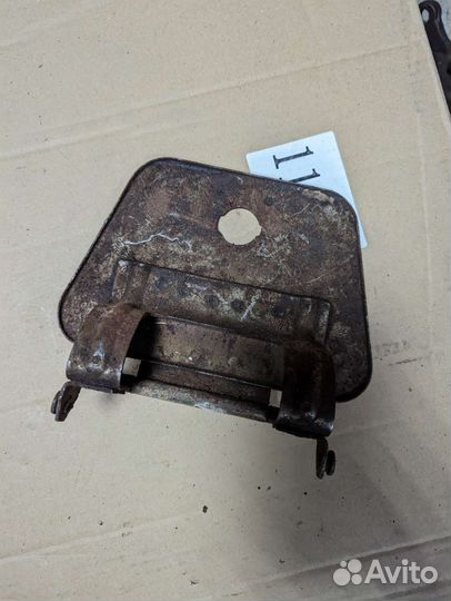 Газ 24 Волга новый лючок бензобака СССР