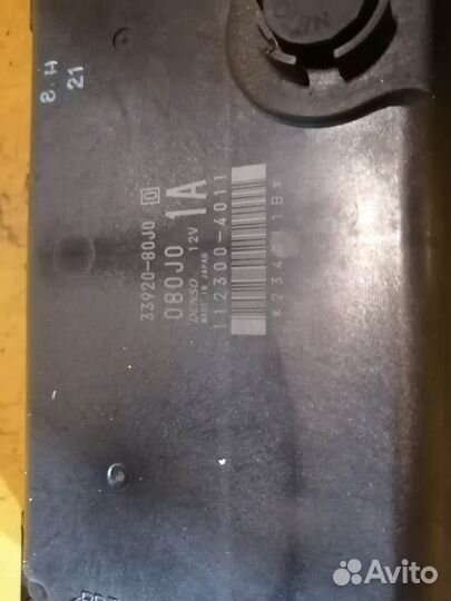 Блок управления двс Suzuki SX4 33920-80J00 YA11S