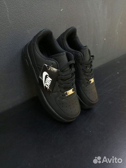 Кроссовки унисекс Nike Air Force