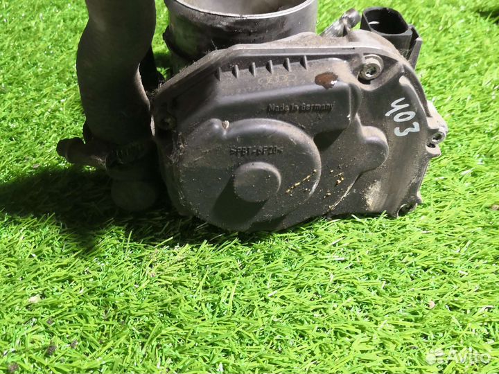 Дроссельная заслонка Audi A4 b5 1,6 adp