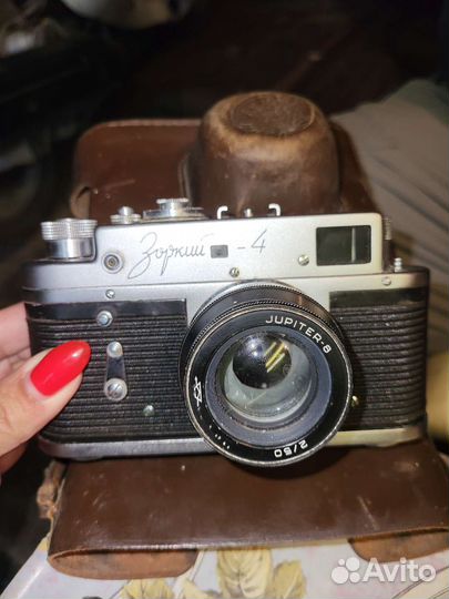Плёночный фотоаппарат Зоркий