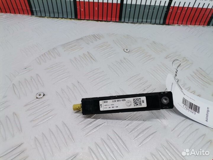 Усилитель антенны Skoda Octavia 5E 2015