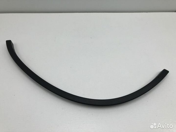 Накладка переднего крыла правого Nissan Terrano 3