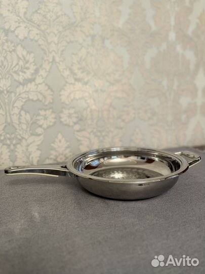 Продаю кастрюли и сковородки zepter