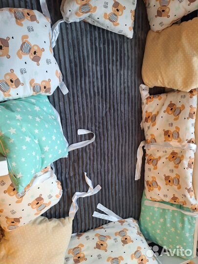 Подушки бортики в детскую кроватку