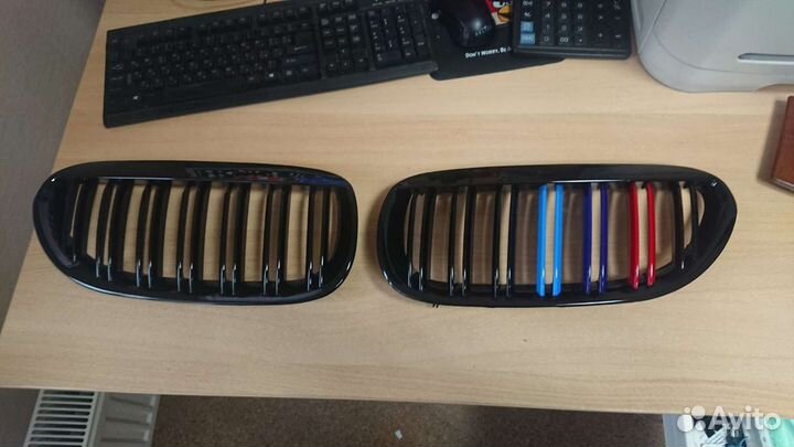 Ноздри бмв Е63 Е64 чёрные глянец триколор М