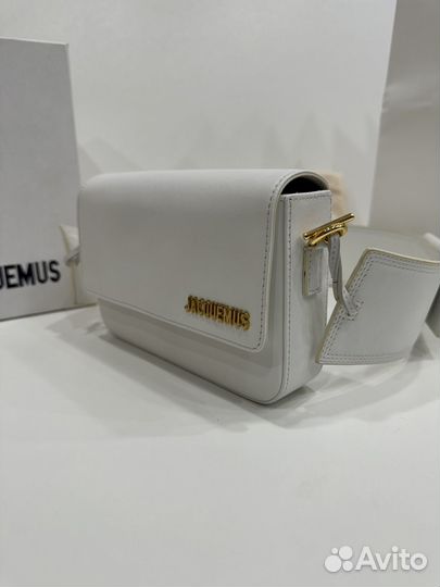 Сумка Jacquemus Le Carinu Белая