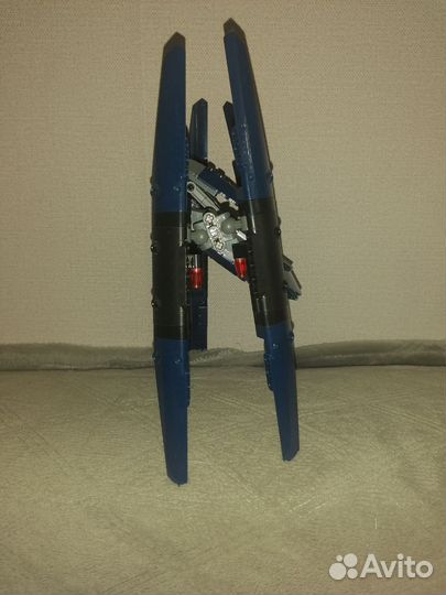 Продам лего дроида стервятника