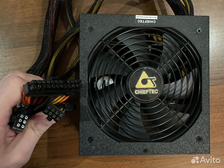 Блок питания Chieftek GPS-1000C 1000W Gold 80