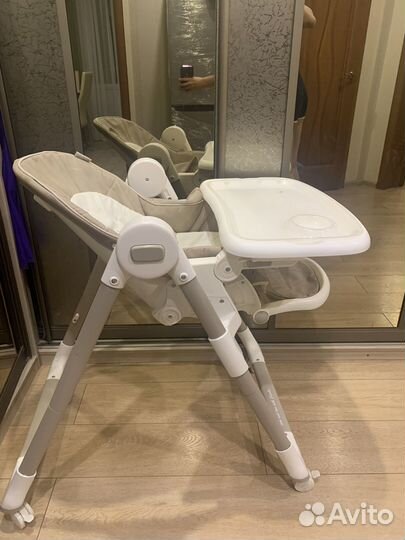 Стульчик для кормления capella