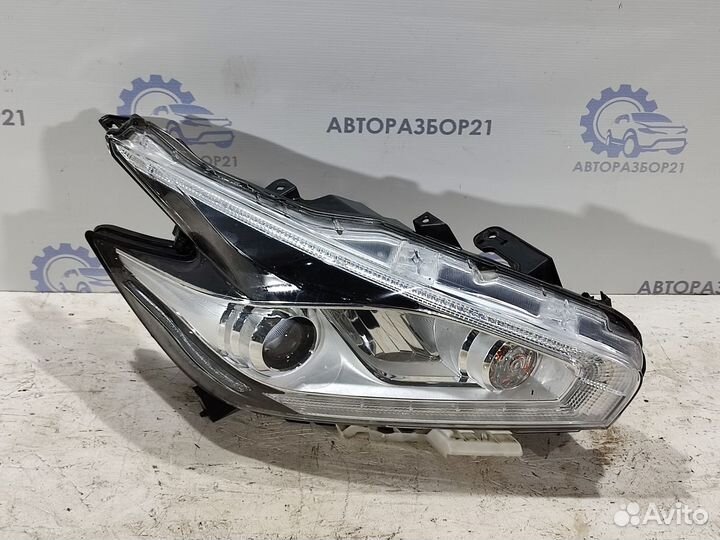 Фара правая Nissan Murano Z52