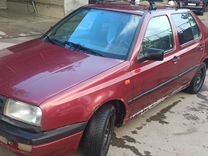 Volkswagen Vento 1.8 MT, 1992, 153 000 км, с пробегом, цена 140 000 руб.