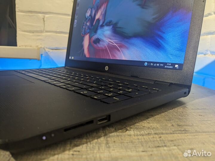 Ноутбук hp с ssd 240gb 15.6 HD