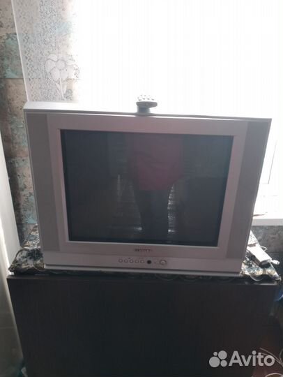 Телевизор