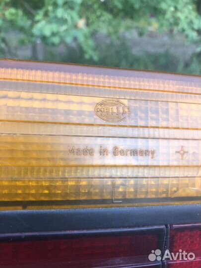 Фара правая и задниц левый фонарь Audi 80 b2