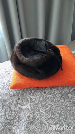 Берет женский норковый