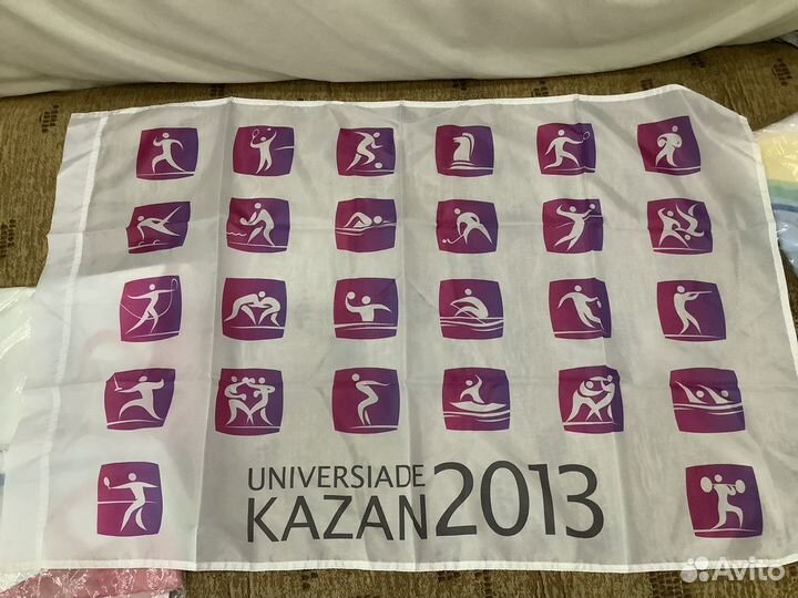 Брелки и магнитики с Универсиады 2013 в Казани