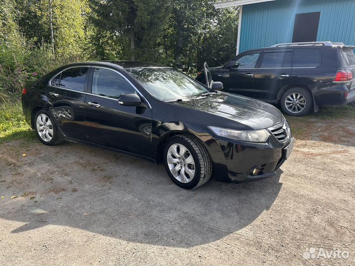 Honda Accord 2.0 AT, 2011, 237 000 км