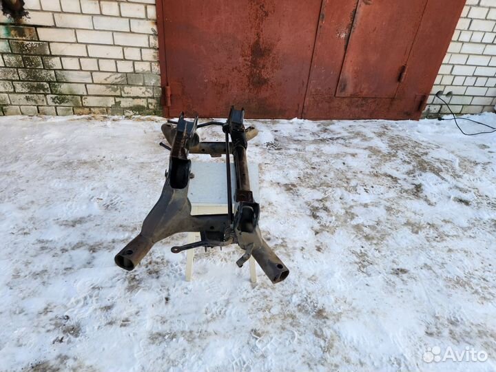 Задний подрамник аутлендер-3 с стабилизатором