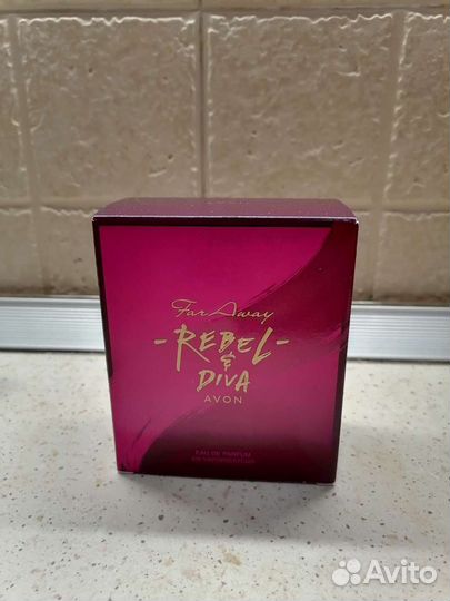 Парфюмерная вода женская Far away rebel diva