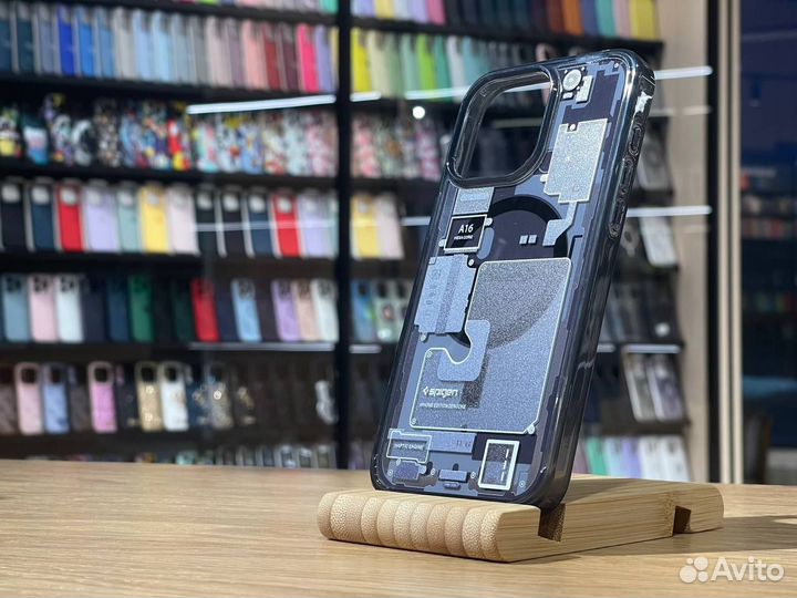 Spigen ZeroOne iPhone 15 Pro Max
