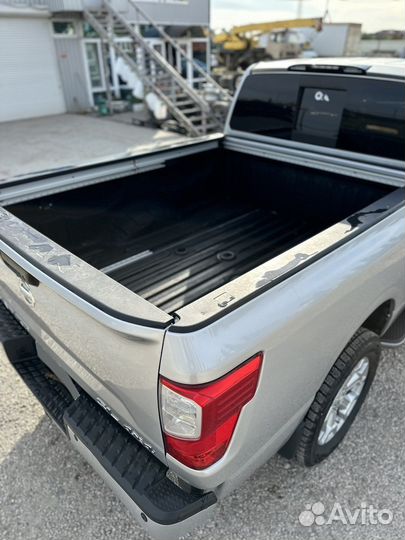 Nissan Titan, 2016