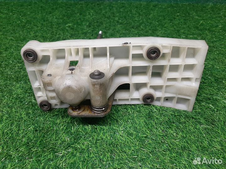 В наличии: Кулиса на Nissan X-Trail 1