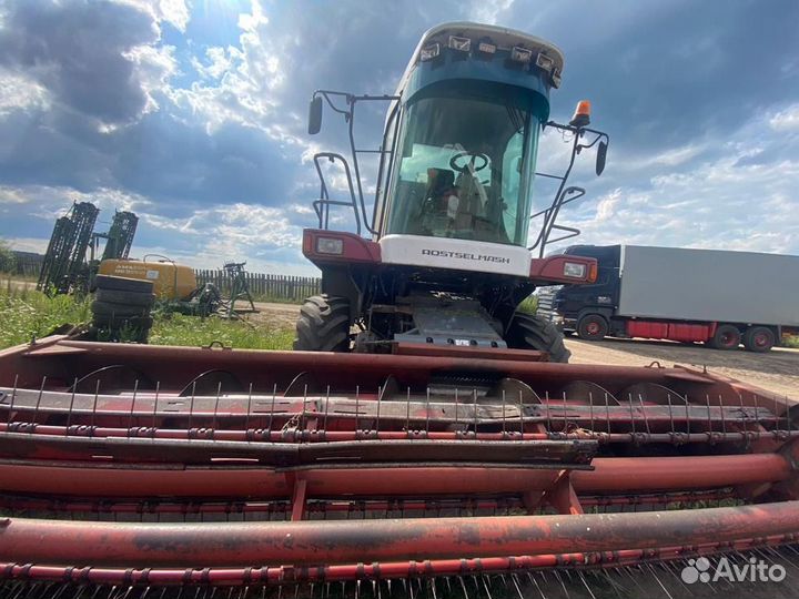 Комбайн Ростсельмаш Дон 680М, 2012