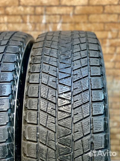 Bridgestone Blizzak DM-V1 235/65 R17 108R