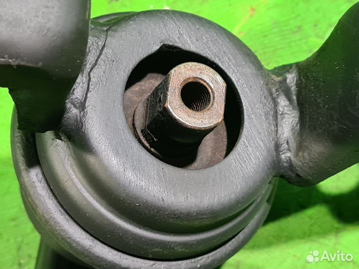 Опора двигателя правая для Mitsubishi Lancer 9