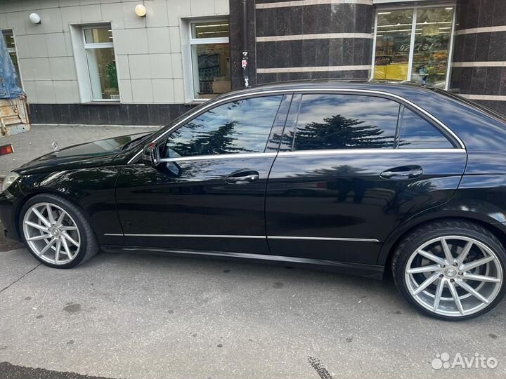 Mercedes-Benz E-класс 3.5 AT, 2010, 300 000 км