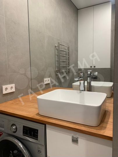 3-к. квартира, 60 м², 5/5 эт.