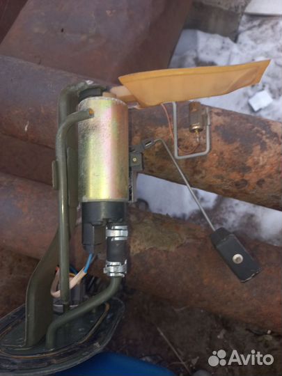 Бензонасос в сборе