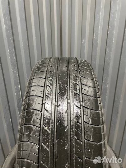 Yokohama BluEarth E70BZ 215/55 R17 94V