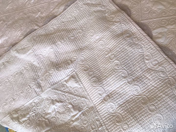 Покрывало на кровать