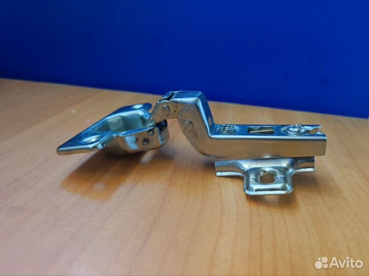 Петля мебельная