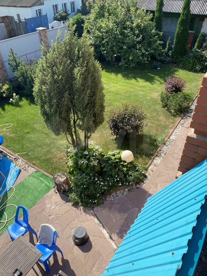 Коттедж 262,7 м² на участке 9,8 сот.