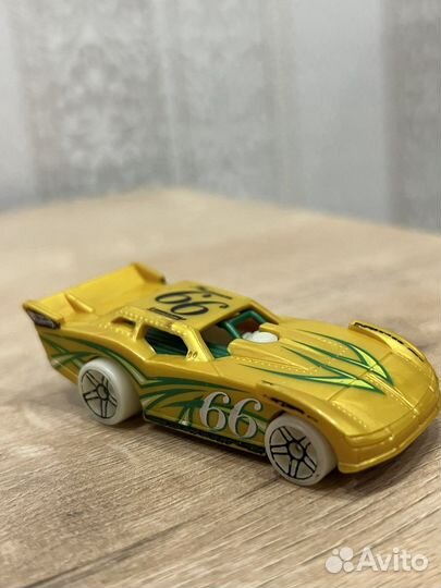 Hot wheels машинки