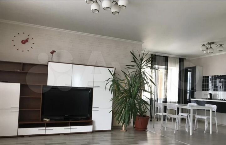 3-к. квартира, 100 м², 7/9 эт.
