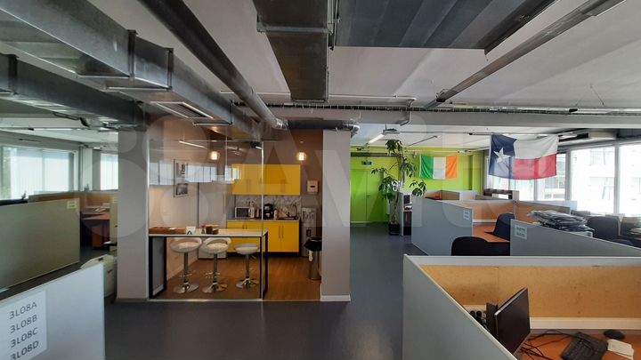 Офис с мебелью, 400 м²